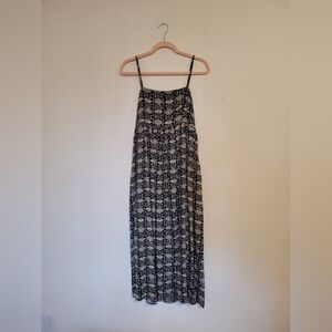 NATURAL LIFE M Black and White Maxi Dress